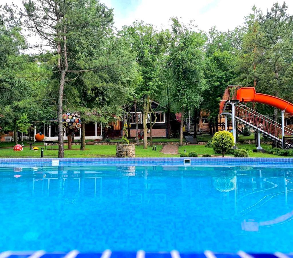 Sky Land Camping & Resort Cricova Zewnętrze zdjęcie
