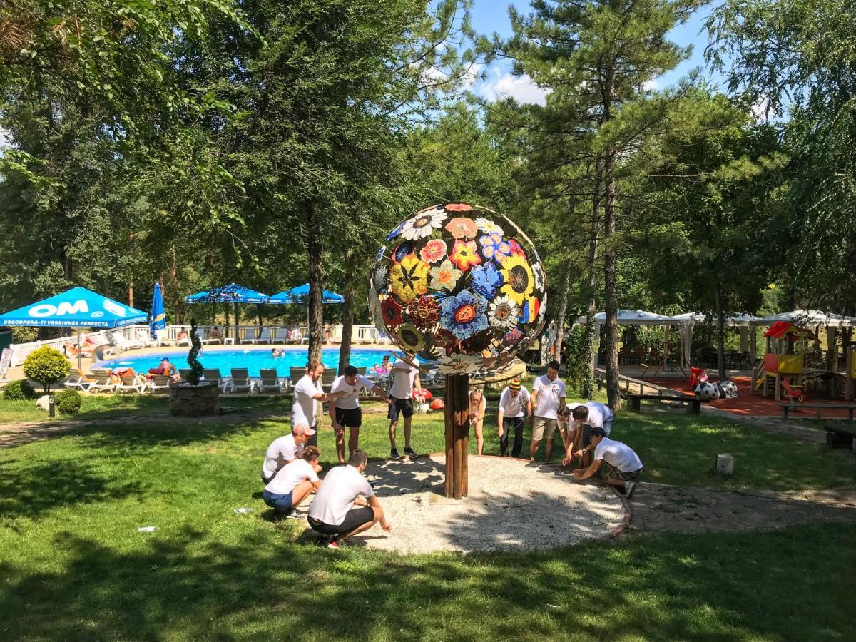 Sky Land Camping & Resort Cricova Zewnętrze zdjęcie