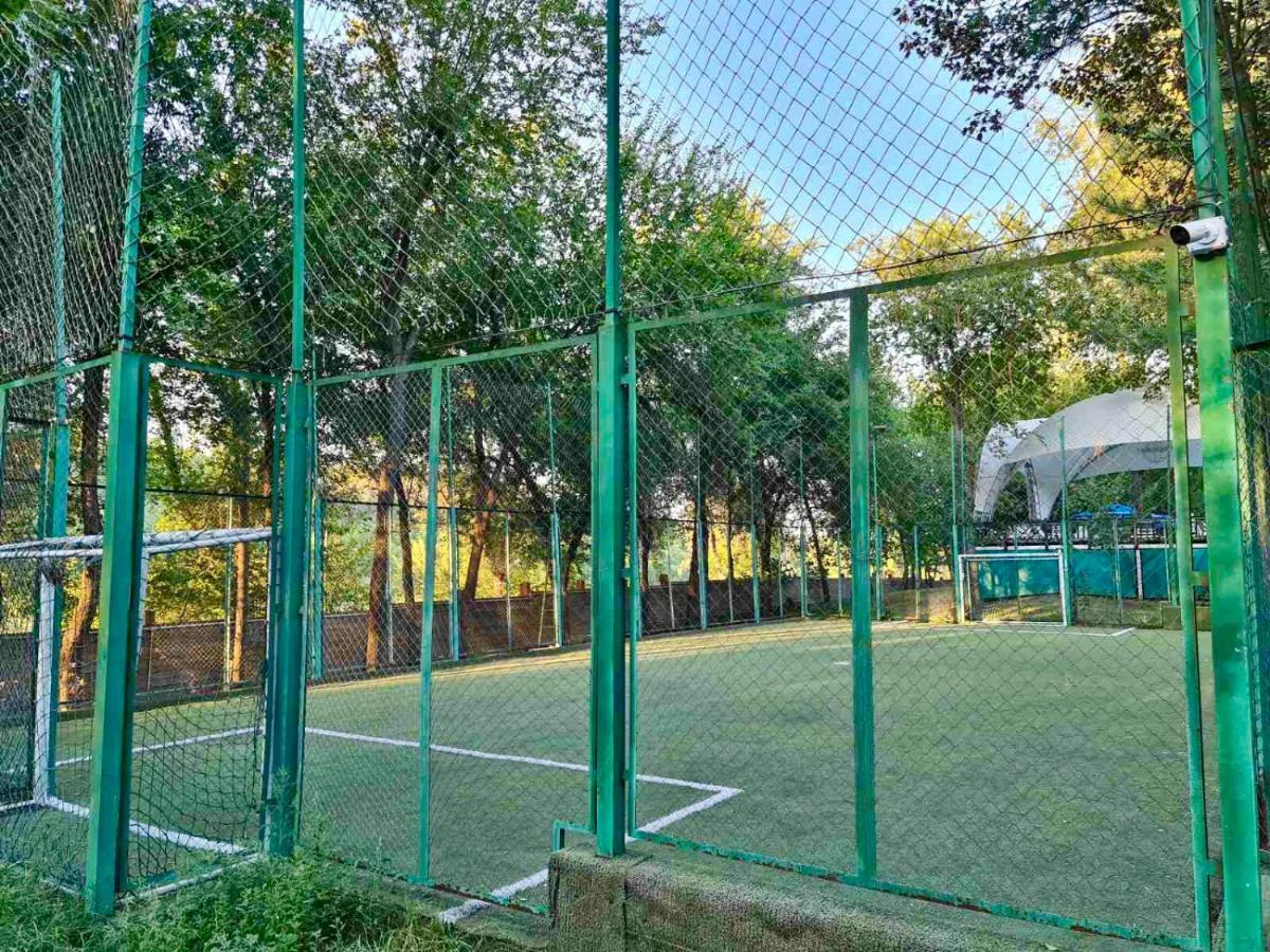 Sky Land Camping & Resort Cricova Zewnętrze zdjęcie