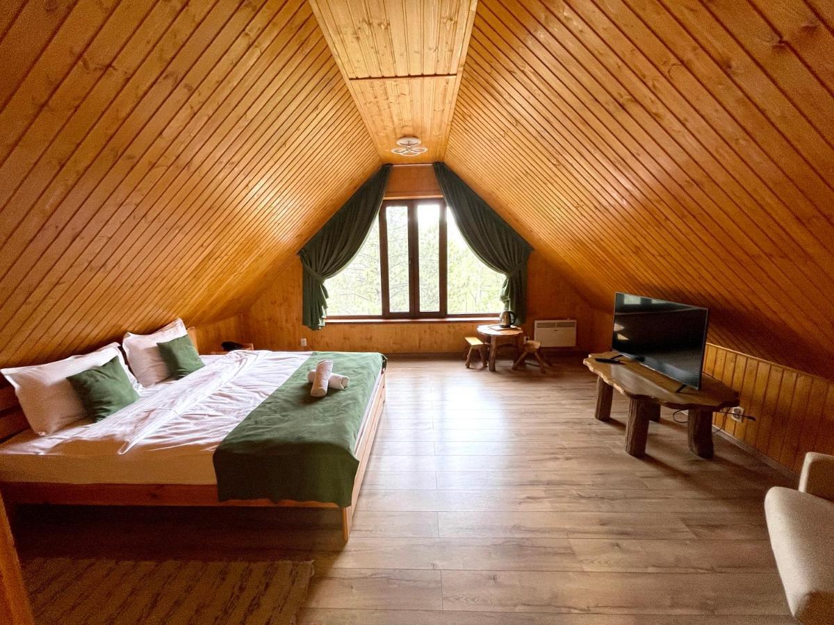 Sky Land Camping & Resort Cricova Zewnętrze zdjęcie
